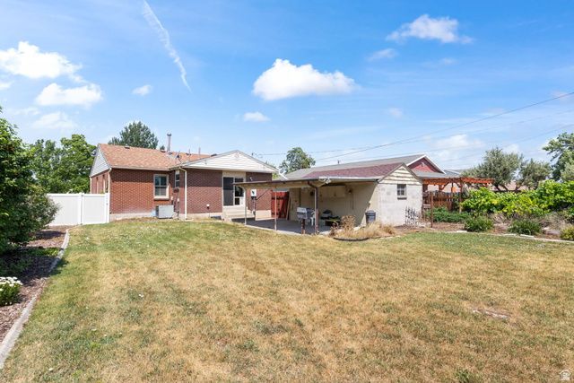 5451 S AVALON DR, Murray, UT 84107