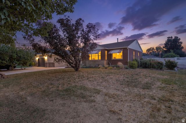 5451 S AVALON DR, Murray, UT 84107