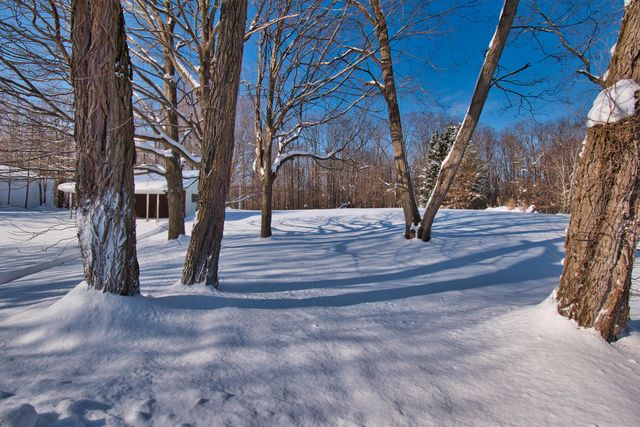 1718 Barron Lake Road, Niles, MI 49120