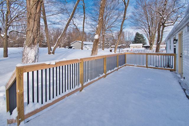 1718 Barron Lake Road, Niles, MI 49120