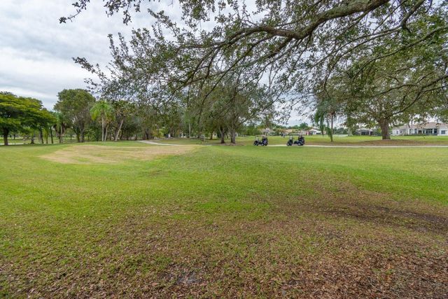 2466 Bay Isle Court 2466, Weston, FL 33327