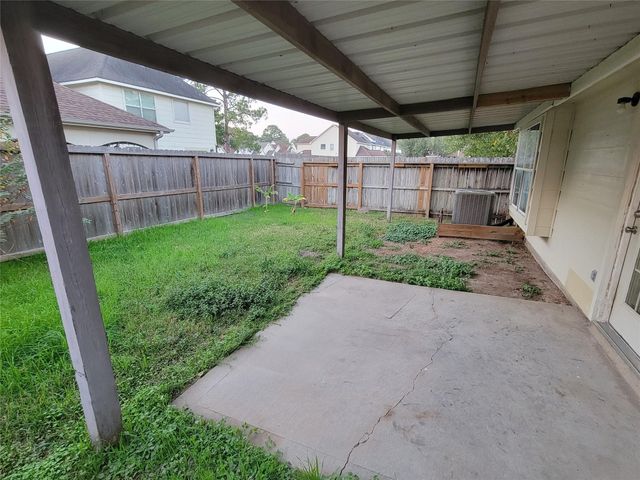 11827 E Galwan Circle, Houston, TX 77070