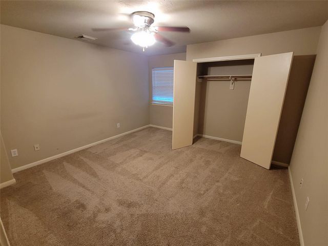 11827 E Galwan Circle, Houston, TX 77070