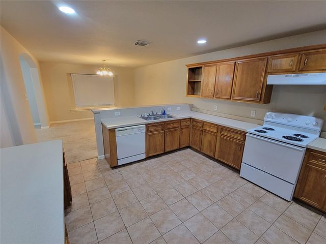 11827 E Galwan Circle, Houston, TX 77070