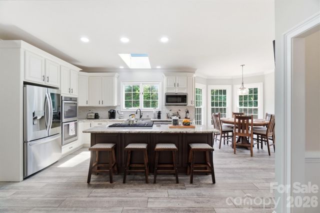 211 Winthrow Creek Road, Mooresville, NC 28115