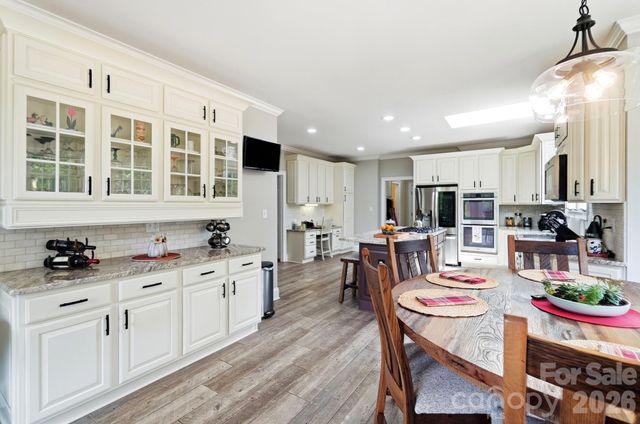 211 Winthrow Creek Road, Mooresville, NC 28115