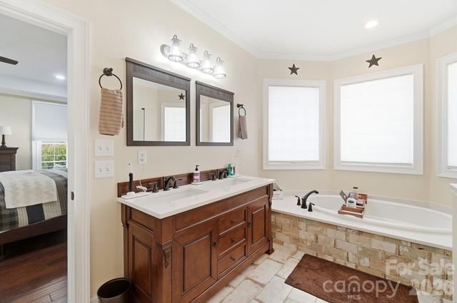 211 Winthrow Creek Road, Mooresville, NC 28115