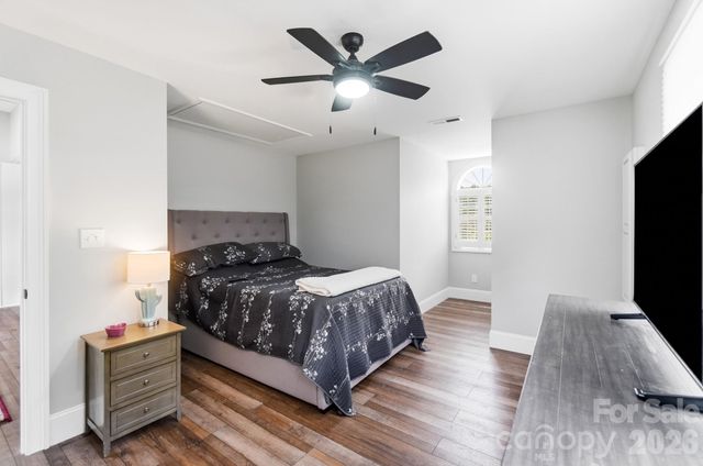 211 Winthrow Creek Road, Mooresville, NC 28115