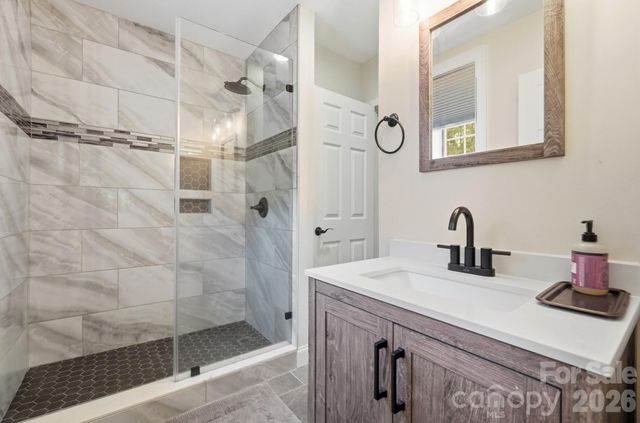 211 Winthrow Creek Road, Mooresville, NC 28115