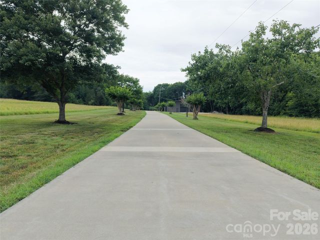 211 Winthrow Creek Road, Mooresville, NC 28115