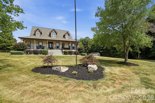 211 Winthrow Creek Road, Mooresville, NC 28115