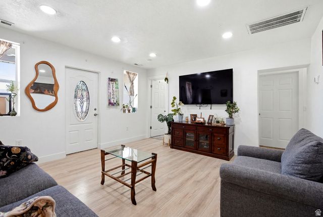 5346 W 3500 S, West Valley City, UT 84120