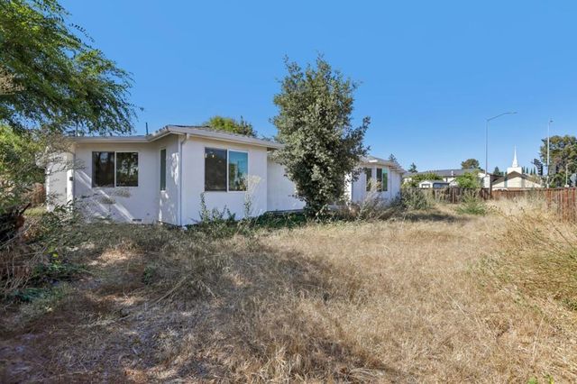 2525 Armstrong Place, Santa Clara, CA 95050
