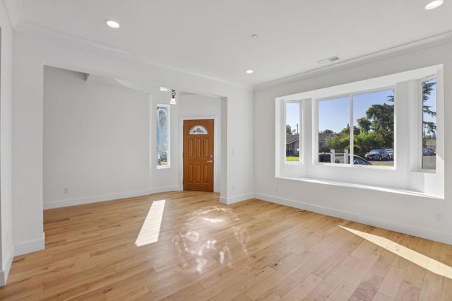 2525 Armstrong Place, Santa Clara, CA 95050
