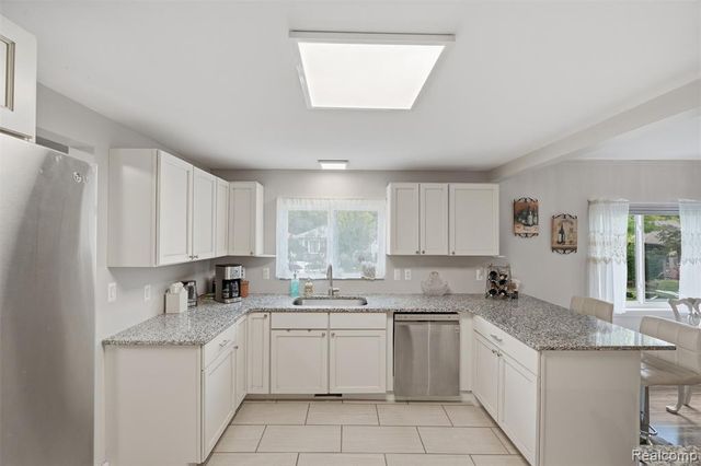 2859 Horton Street, Ferndale, MI 48220