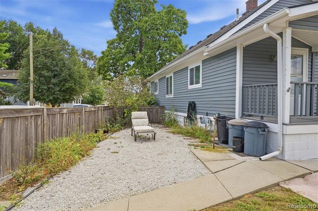 2859 Horton Street, Ferndale, MI 48220