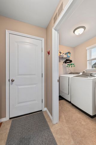 21868 Kensett Drive, Macomb, MI 48042