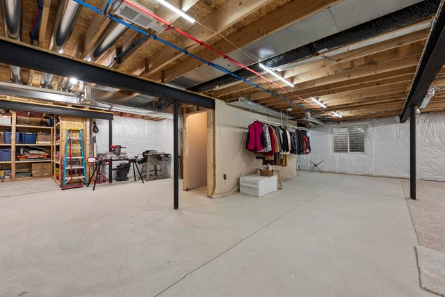 21868 Kensett Drive, Macomb, MI 48042