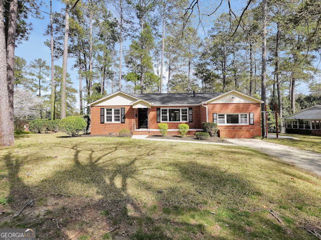 789 Pinewood Drive, Macon, GA 31204