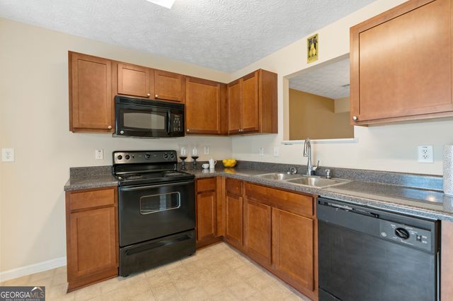 8399 Carlington Lane, Jonesboro, GA 30236