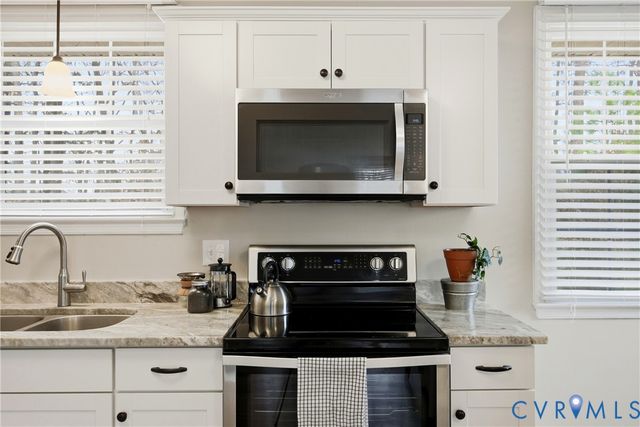 7108 Bunche St, Richmond, VA 23228