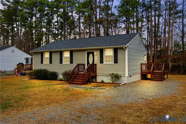 7108 Bunche St, Richmond, VA 23228