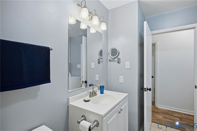 7108 Bunche St, Richmond, VA 23228