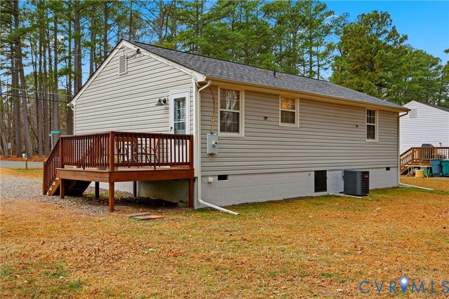 7108 Bunche St, Richmond, VA 23228