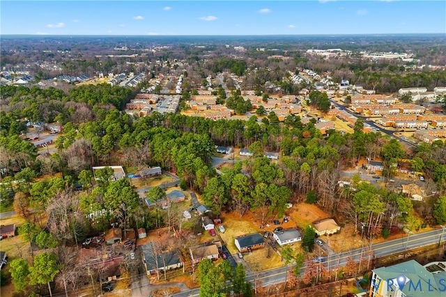 7108 Bunche St, Richmond, VA 23228