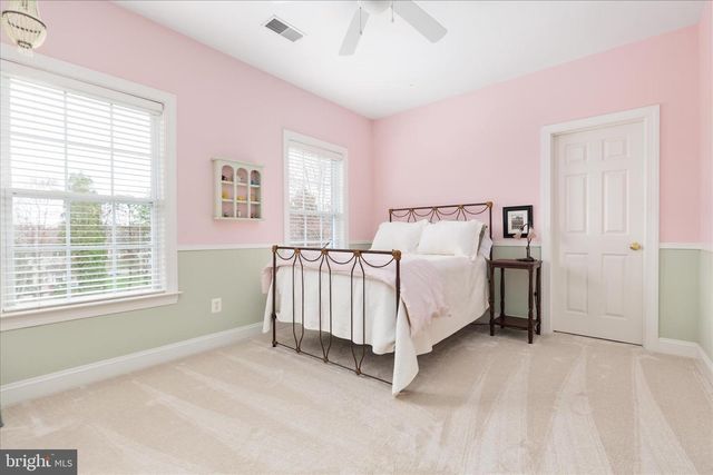 10116 MIDDLEBROOKS TER, Nokesville, VA 20181