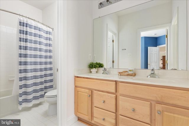 10116 MIDDLEBROOKS TER, Nokesville, VA 20181