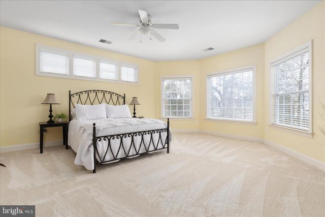 10116 MIDDLEBROOKS TER, Nokesville, VA 20181