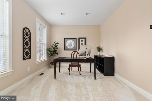 10116 MIDDLEBROOKS TER, Nokesville, VA 20181