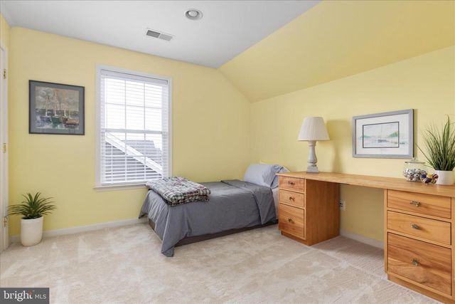 10116 MIDDLEBROOKS TER, Nokesville, VA 20181