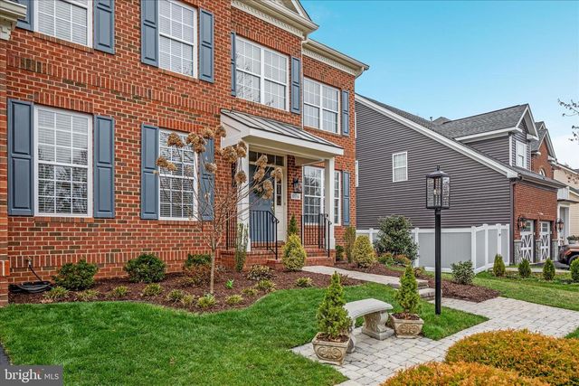 10116 MIDDLEBROOKS TER, Nokesville, VA 20181