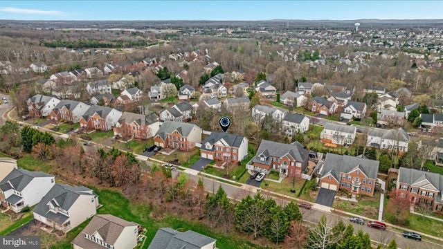 10116 MIDDLEBROOKS TER, Nokesville, VA 20181