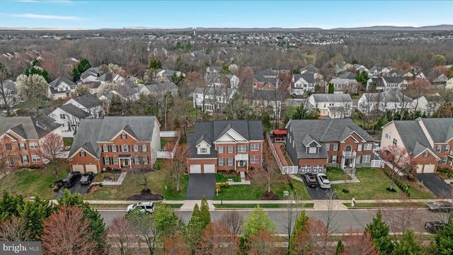 10116 MIDDLEBROOKS TER, Nokesville, VA 20181