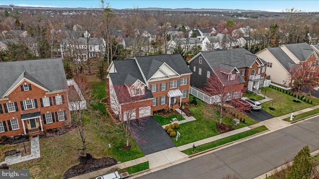 10116 MIDDLEBROOKS TER, Nokesville, VA 20181