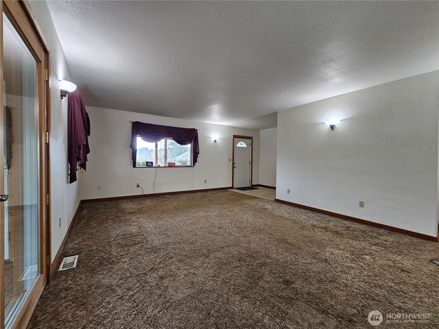 145 ONeill Road, Elma, WA 98541