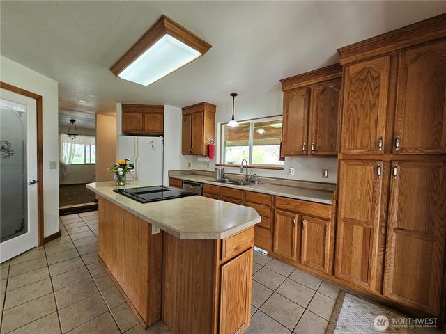 145 ONeill Road, Elma, WA 98541