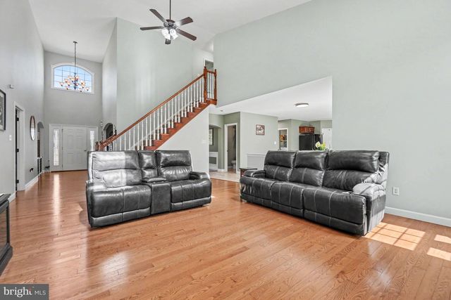 21 JENNIFER DR, Bernville, PA 19506