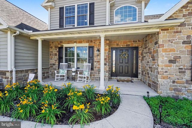21 JENNIFER DR, Bernville, PA 19506