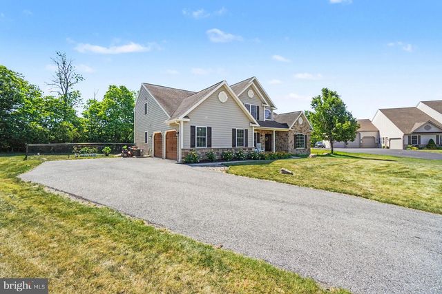 21 JENNIFER DR, Bernville, PA 19506