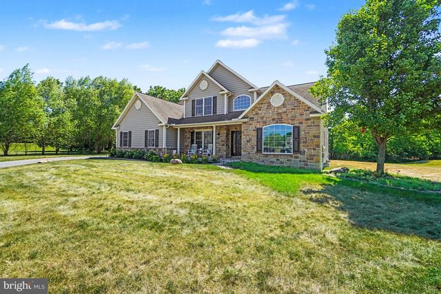21 JENNIFER DR, Bernville, PA 19506