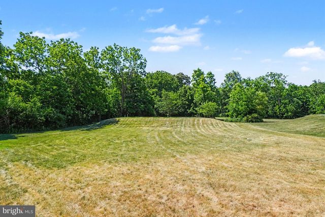 21 JENNIFER DR, Bernville, PA 19506