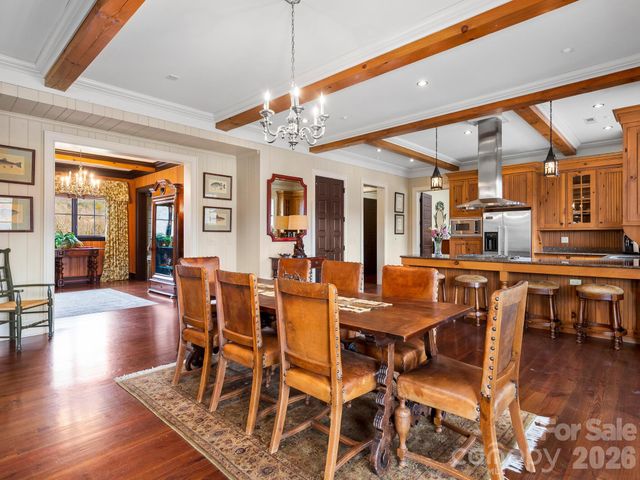 305 Clubhouse Lane B-301, Mill Spring, NC 28756