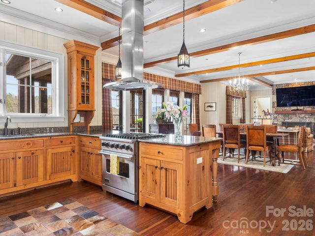 305 Clubhouse Lane B-301, Mill Spring, NC 28756