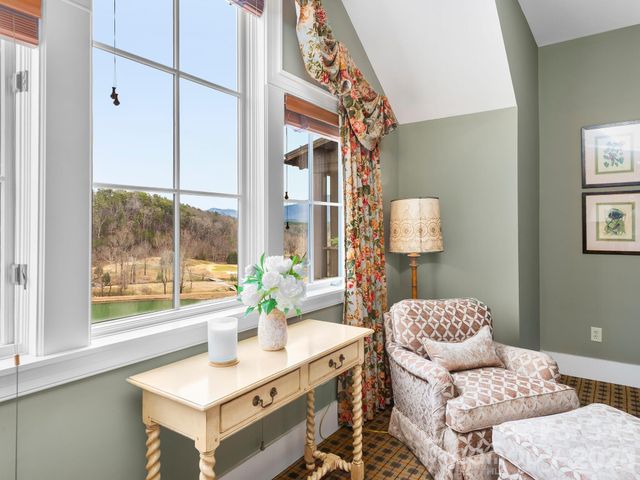 305 Clubhouse Lane B-301, Mill Spring, NC 28756