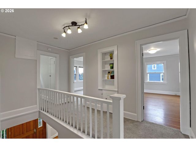 3829 Ne 28TH Ave, Portland, OR 97212