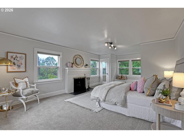 3829 Ne 28TH Ave, Portland, OR 97212